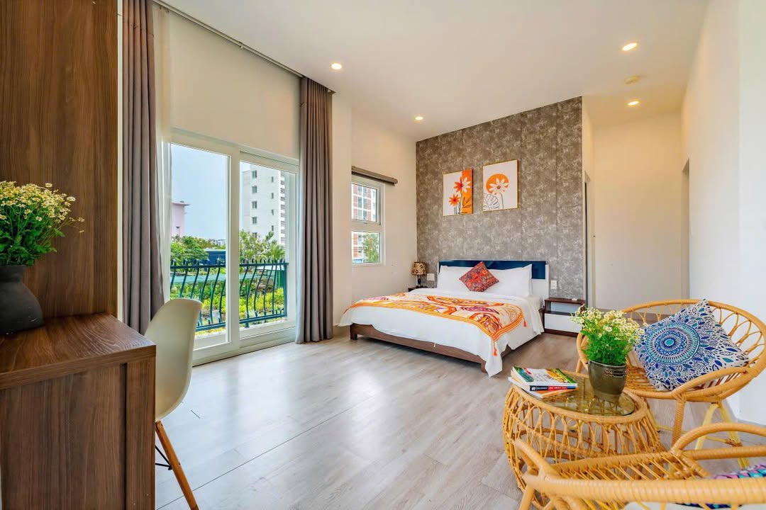 Khách sạn cho thuê tại Hồ Nghinh Đà Nẵng 100m² - Vận hành ngay!