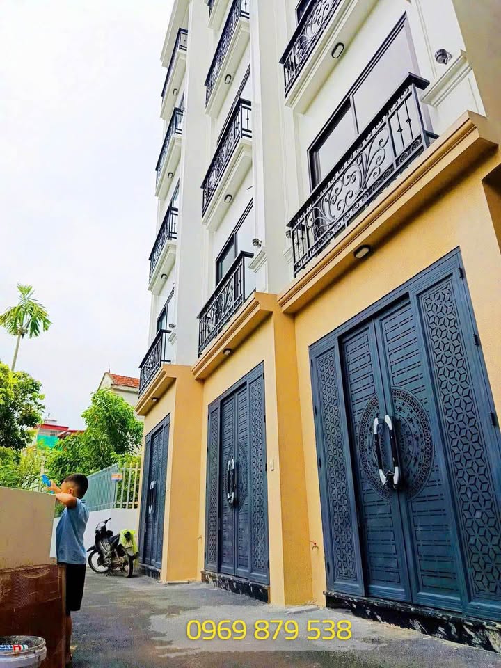 Nhà liền kề Trịnh Văn Bô, 36m² giá 6.25 tỷ - Thiết kế sang trọng, vào ở ngay!