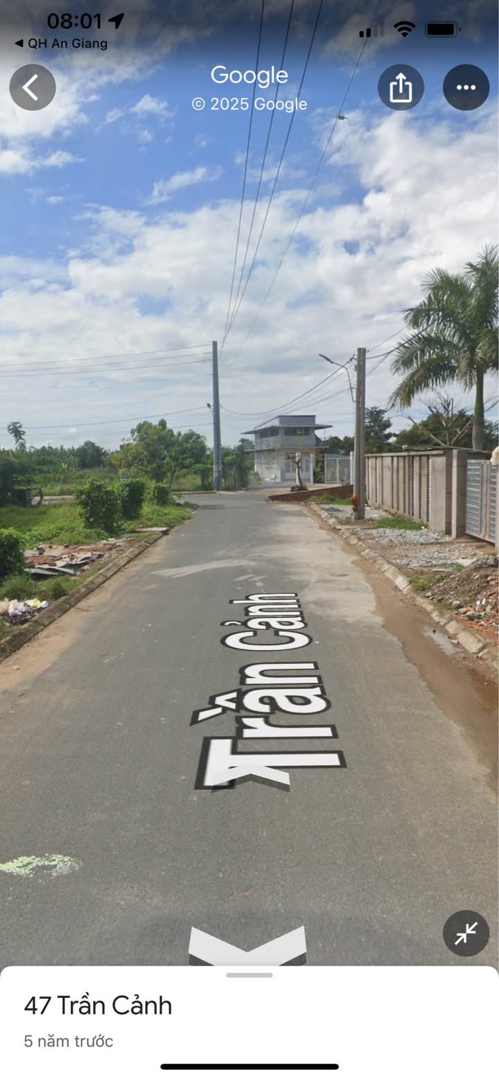 Đất nền chính chủ 200m² đường Trần Cảnh, phường Long Xuyên - Giá 4.4 tỷ VND, sẵn sàng giao dịch!