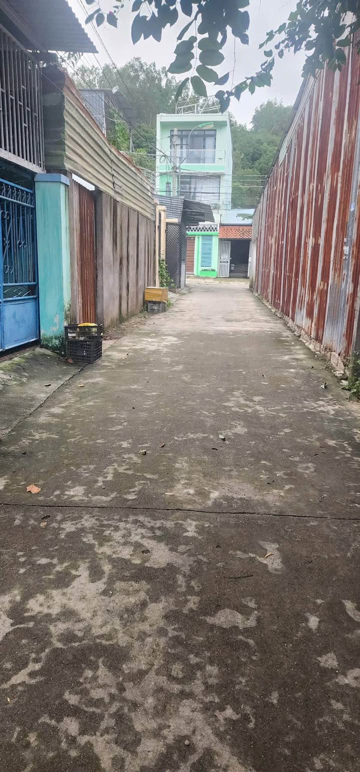 Đất thổ cư Nha Trang 81m² giá 1.75 tỷ - Sổ hồng chính chủ, ô tô vào tận nơi!