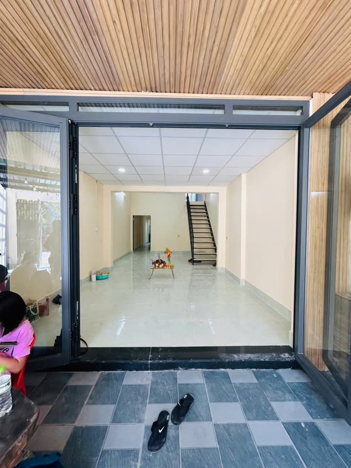 Nhà cho thuê nguyên căn Hóc Môn 112m² giá 8 triệu - Nguyên trạng chỉ việc vào ở!