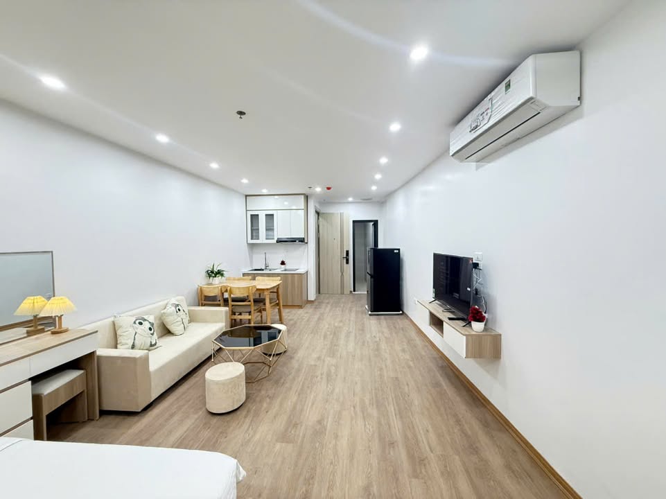 Căn hộ 50m² tại Võng Thị Tây Hồ - Full nội thất, ô tô đỗ cửa!