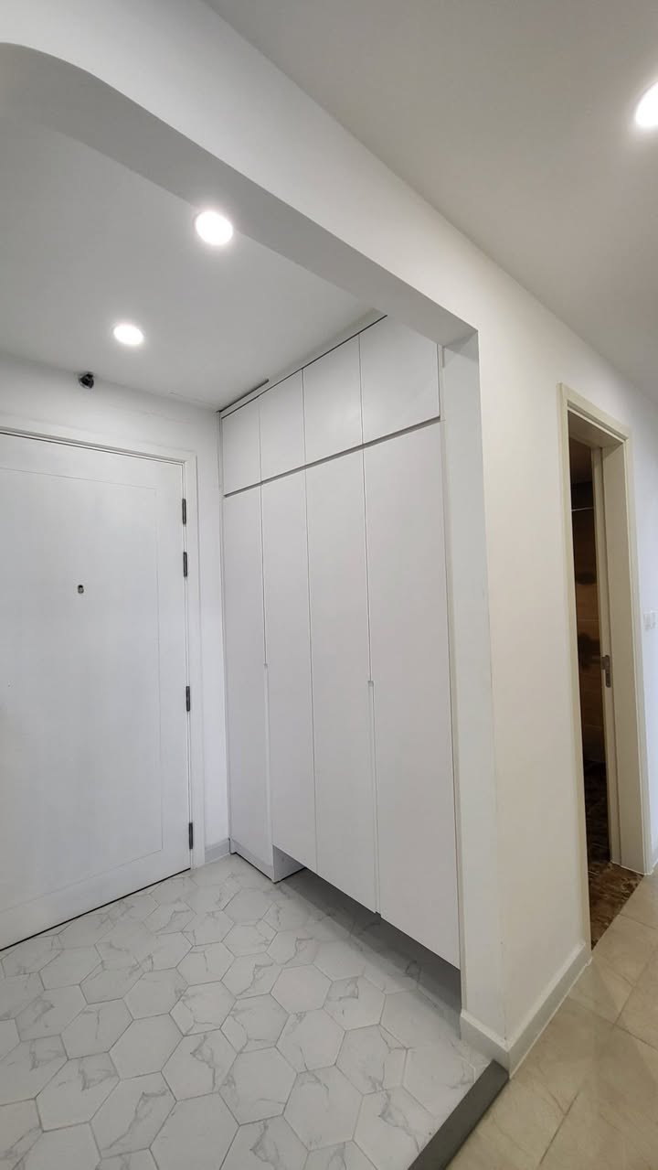 Căn hộ D'capitale Cầu Giấy 3PN giá 24 triệu - Sẵn sàng vào ở ngay!