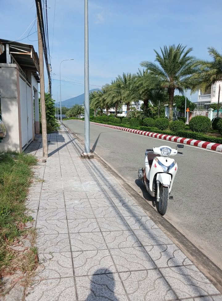 Đất nền mặt tiền Nam Kỳ Khởi Nghĩa, Tân Ninh, 240m² chỉ 17 tỷ - Cơ hội vàng cho nhà đầu tư!