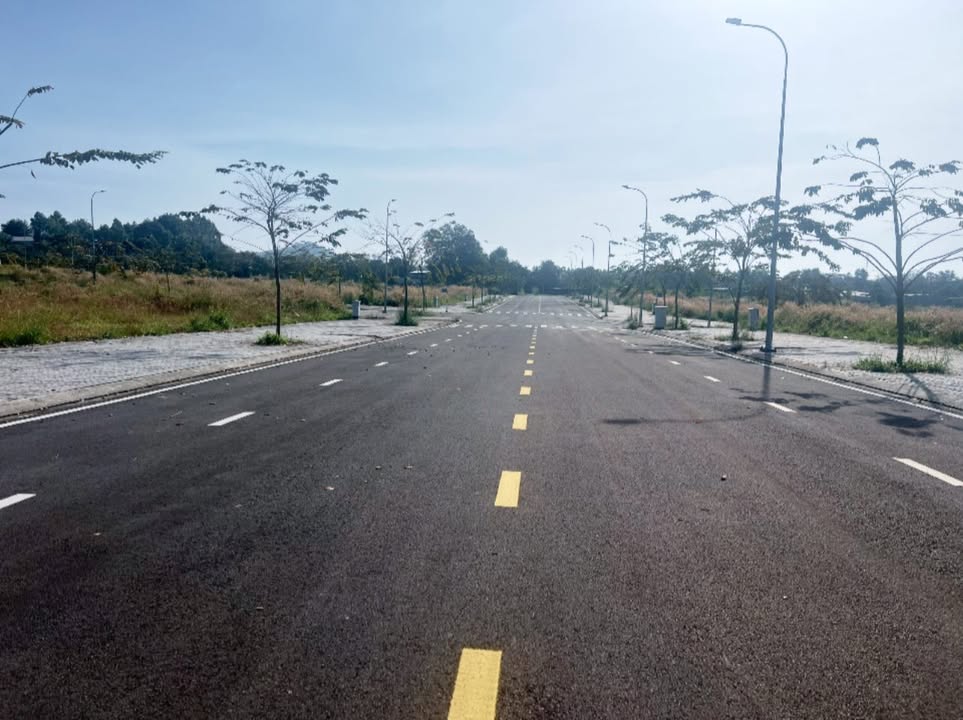 Đất nền tái định cư khu phố 8 thị trấn Gia Ray 100m² giá 800 triệu - Chủ bao thuế phí