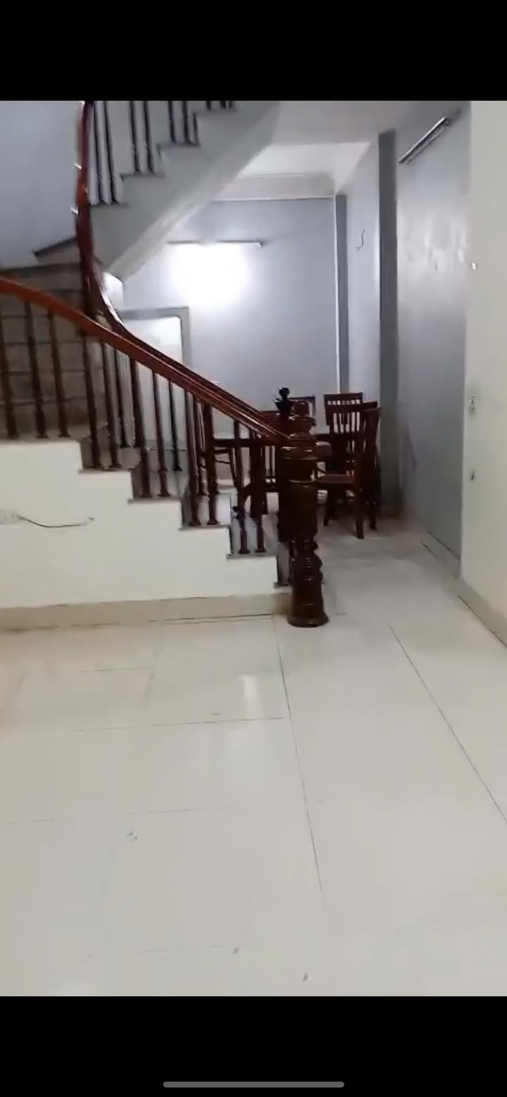 Nhà nguyên căn cho thuê tại ngõ 193 Nam Dư, Hoàng Mai 40m² - Giá 8 triệu/tháng, vào ở ngay!