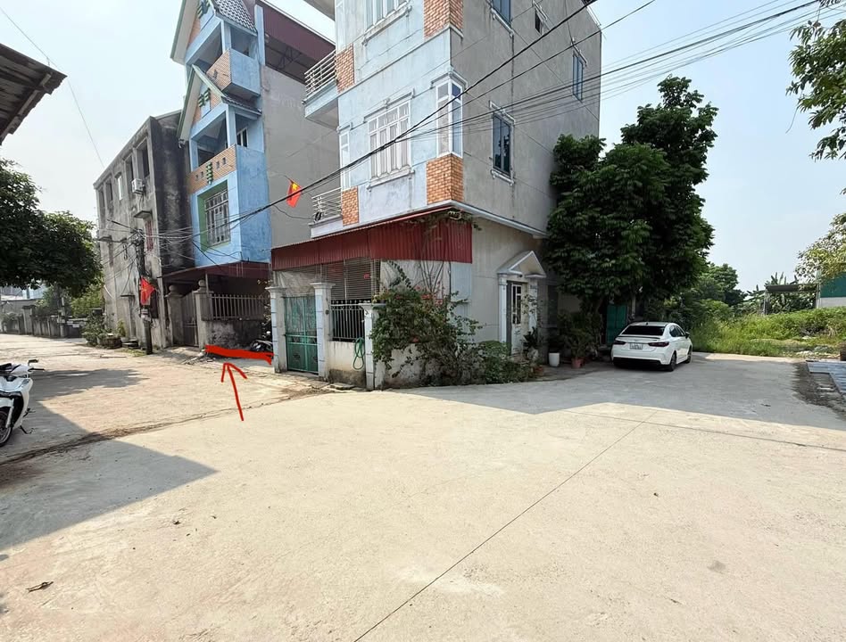 Đất nền Uy Nỗ - Đông Anh 100m² giá 11 tỷ - Đường ô tô tránh, vị trí đắc địa!