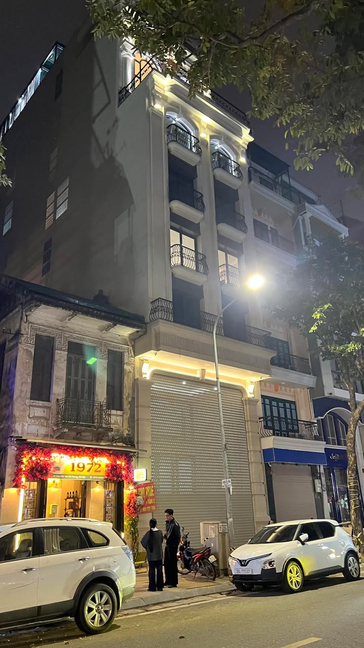 Cho thuê mặt bằng Giảng Võ 58m² giá 50-55 triệu - Nhà riêng biệt, ưu tiên sạch sẽ!