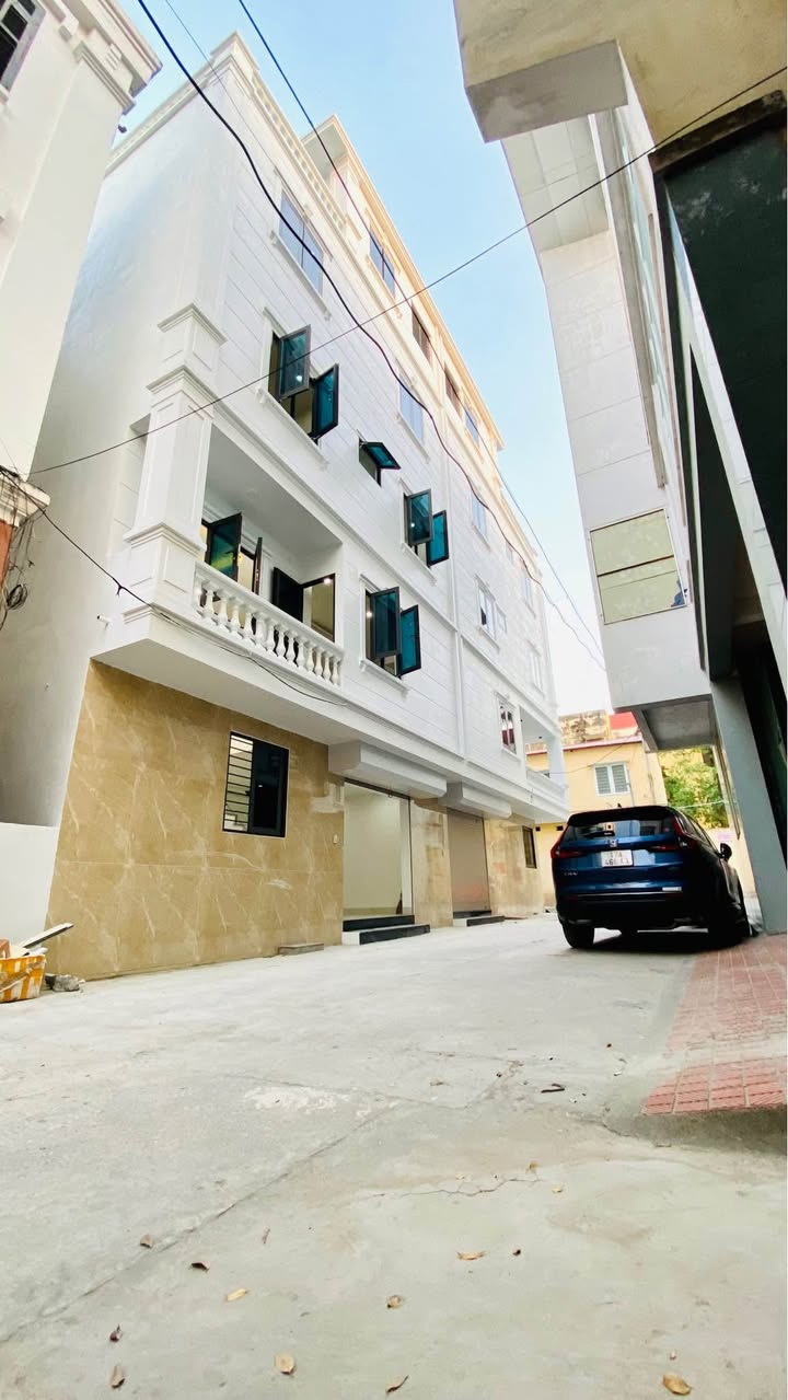 Nhà 4 Tầng Gần Siêu Thị Ánh Chinh, 35m² - Giá 4 tỷ, Sẵn sàng vào ở!