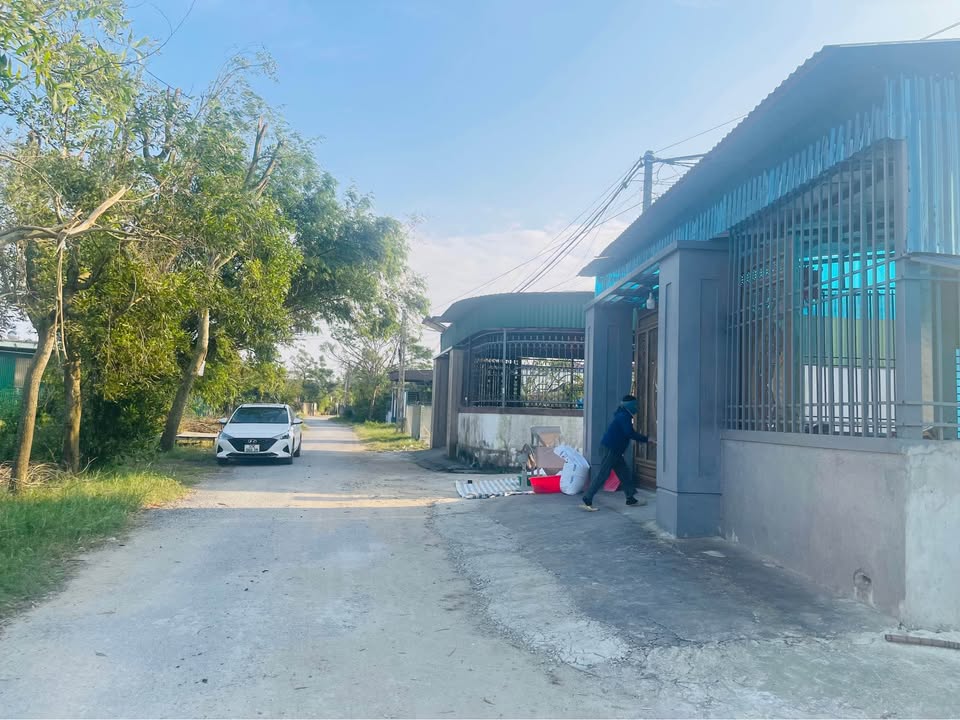 Đất Nghi Phong 150m² giá 2.4 tỷ - Vị trí đắc địa, sổ hồng chính chủ!