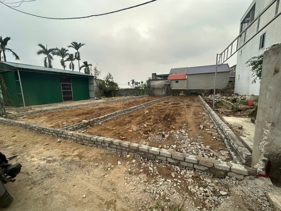 Đất nền liền kề xóm 7 Diễn Thành 110m² giá 2.4 tỷ - Vị trí đắc địa gần trường