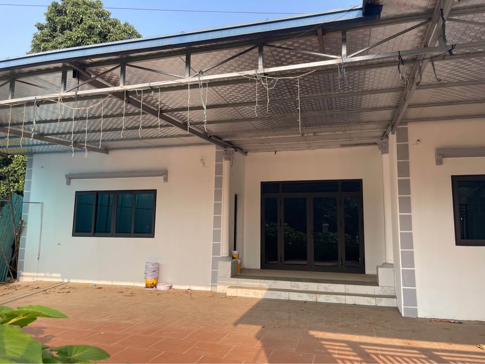 Nhà C4 Mới Xây tại Nhuận Trạch, Lương Sơn 200m² giá 3 tỷ - Sẵn sàng vào ở!