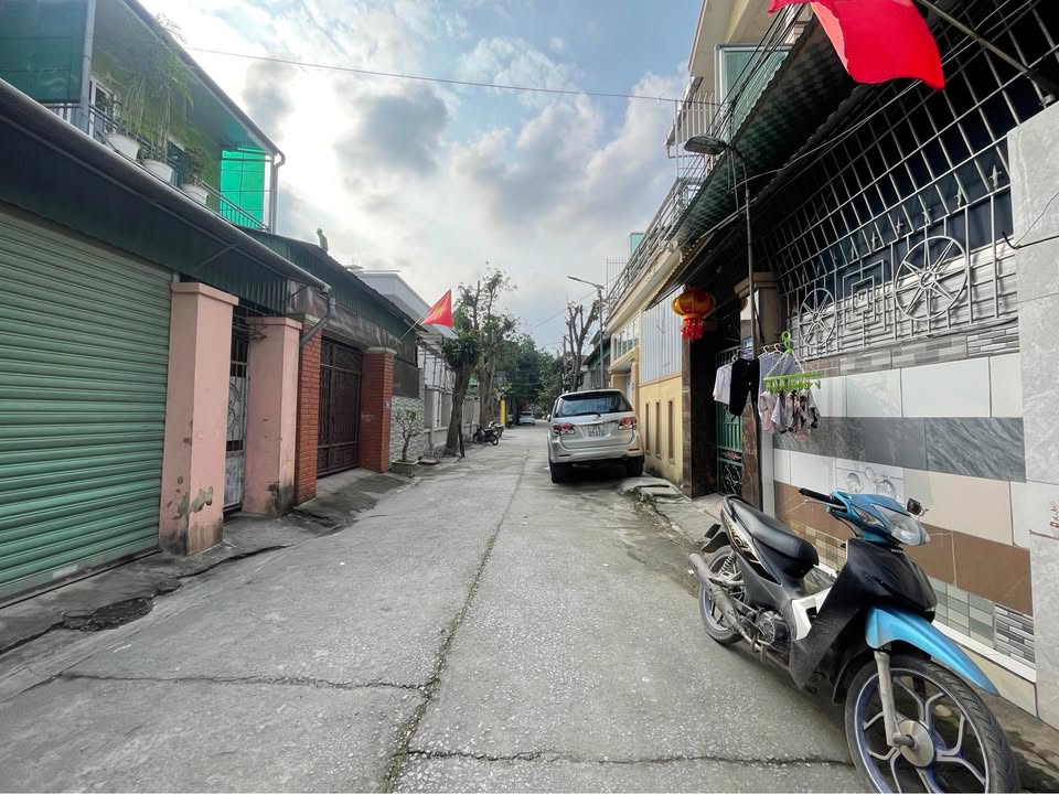 Nhà 2 tầng Bến Thủy Vinh 138m² giá 5.7 tỷ - Vị trí đắc địa, sẵn sàng vào ở!