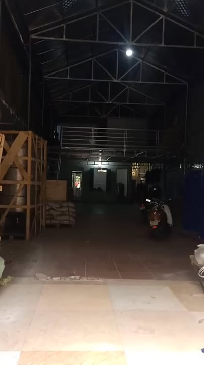 Cho thuê kho 200m² tại Đồng Nguyên, Từ Sơn - Có sẵn văn phòng và gác xép rộng