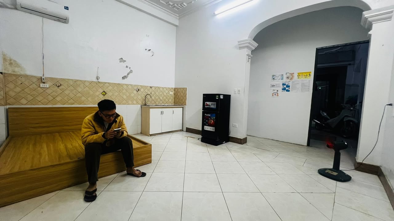 Phòng trọ cho thuê tại Đội Cấn, Ba Đình 4.2 triệu - Giá tốt, tiện nghi đầy đủ!