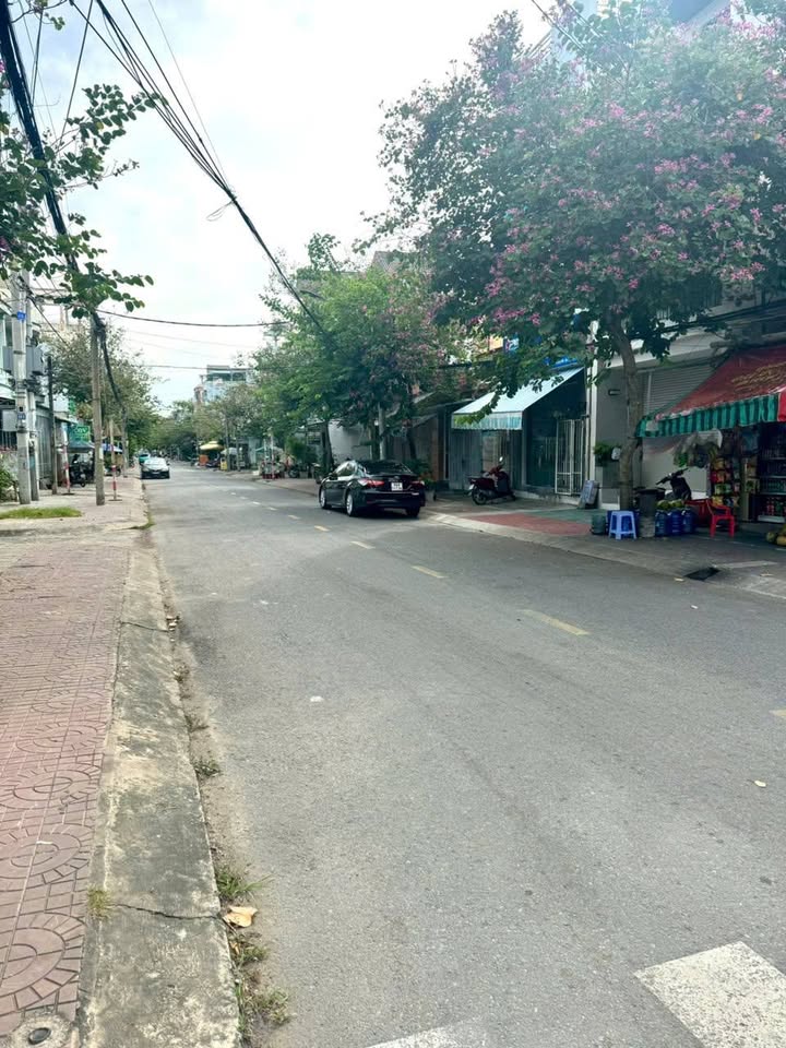 Nhà mặt tiền Lý Thường Kiệt, Trà Vinh 74.7m² giá 5 tỷ - Kinh doanh đắc địa ngay chợ lớn!