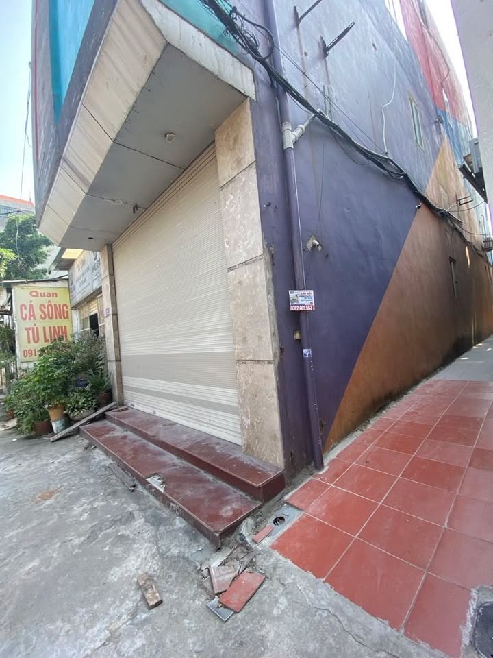 Nhà lô góc Duyên Thái 65m² - 3 tầng - Ô tô đỗ cửa - Tiềm năng kinh doanh cao!