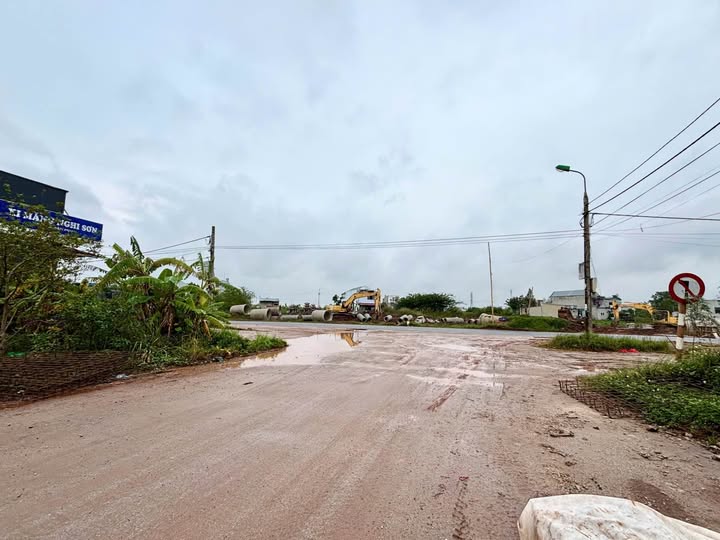 Lô đất đẹp 98m² tại phường Quảng Đông, giá thỏa thuận - Sẵn sàng đầu tư ngay!