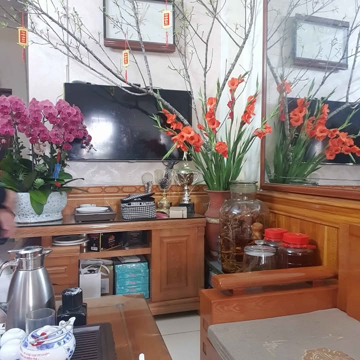 Chung cư Lê Lợi Vinh 65m² giá 1 tỷ - Khu dân cư an toàn, tiện nghi đầy đủ!