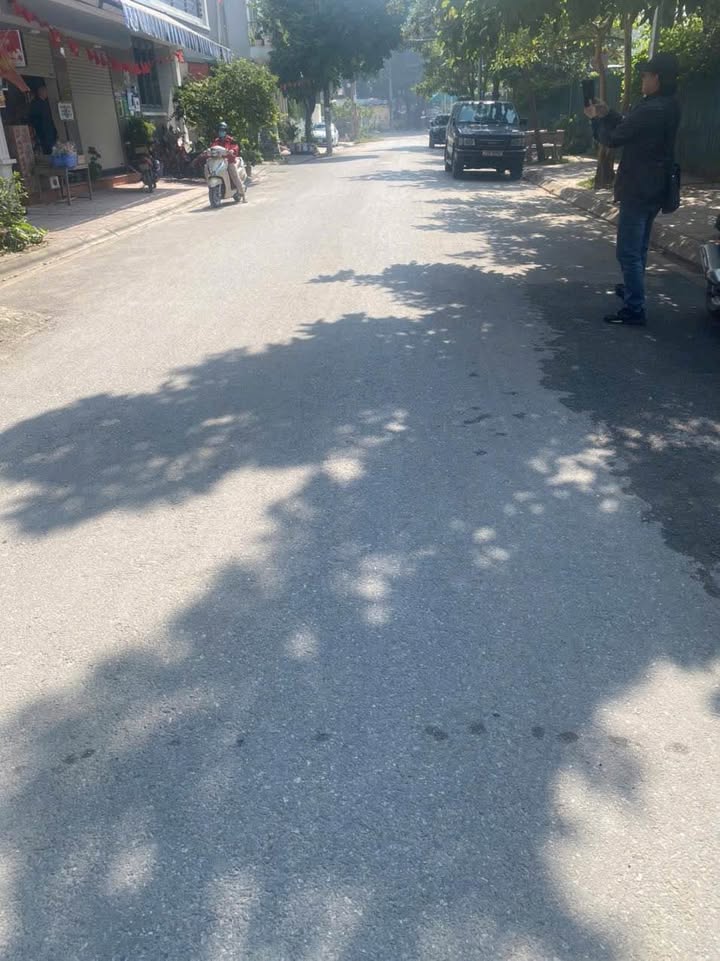 Nhà mặt phố Đức Giang, Long Biên 33m² giá 11 tỷ - Kinh doanh đắc địa!