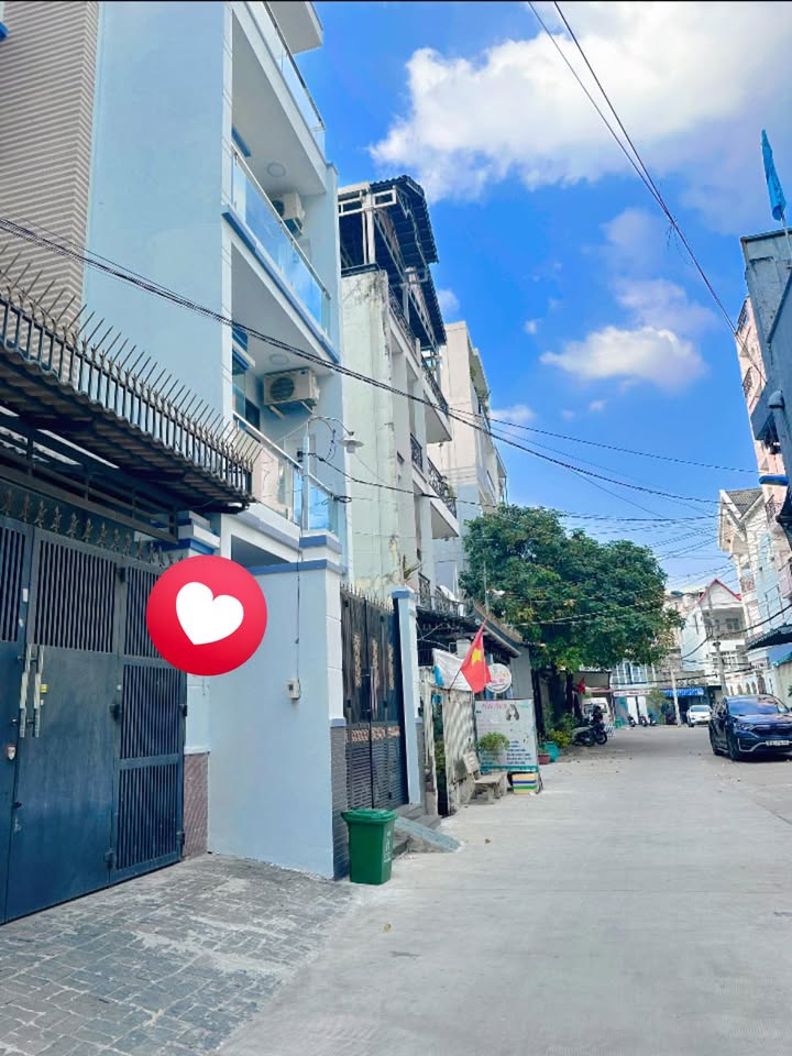 Nhà 2 Tầng Tân Sơn Nhì 56m² giá 5 tỷ - Đón tài lộc, full nội thất!