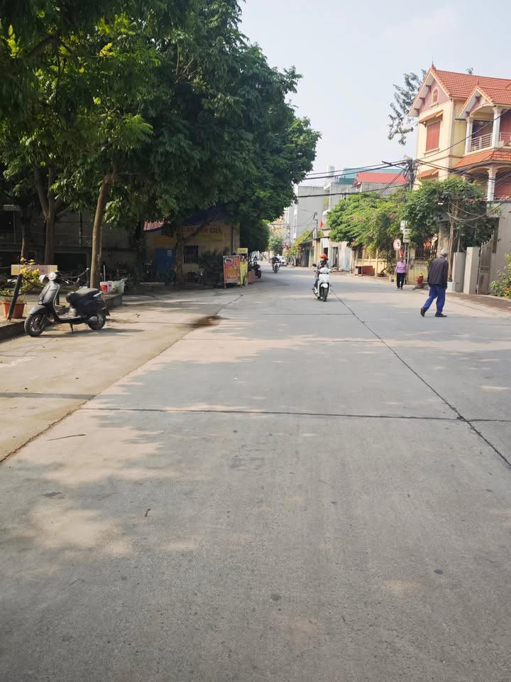 Nhà riêng Duyên Hà, Thanh Trì 50m² giá chỉ 2 tỷ - Ô tô đỗ cửa, sổ đỏ chính chủ!