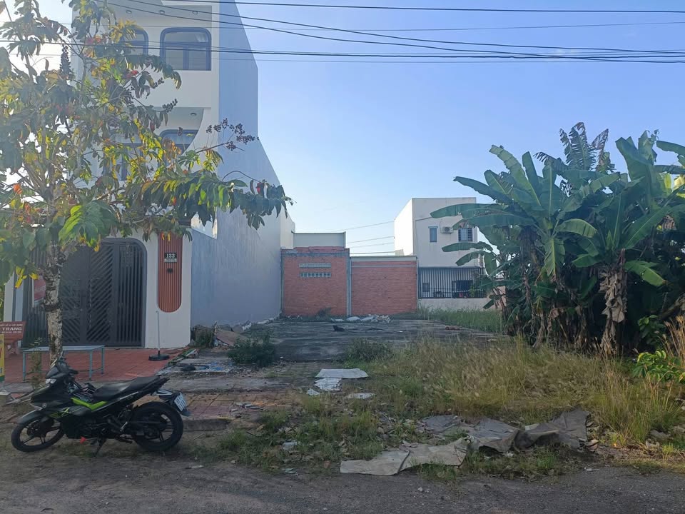 Đất nền mặt tiền đường Phan Văn Xoàn, xã An Xuyên, 180m² - Giá chỉ 1.9 tỷ