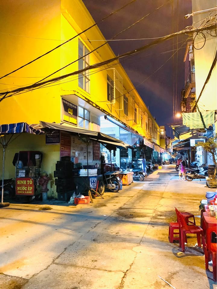 Nhà gần chợ Nam Dương, Đà Nẵng 64.5m² giá 4.3 tỷ - Vị trí siêu đẹp, tiện ích đầy đủ!