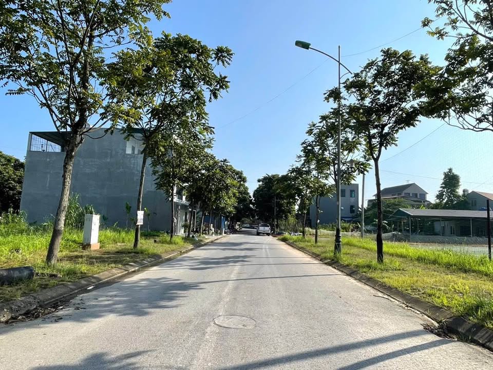 Lô đất thổ cư Picenza 2, Thái Nguyên 96m² giá 4 tỷ - Đối diện sân bóng, vị trí đắc địa!