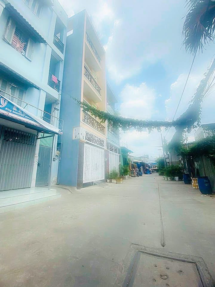 Đất nền hẻm xe hơi Lê Trọng Tấn, Tân Phú 60m² giá 5.5 tỷ - Vị trí đắc địa, sổ hồng chính chủ!