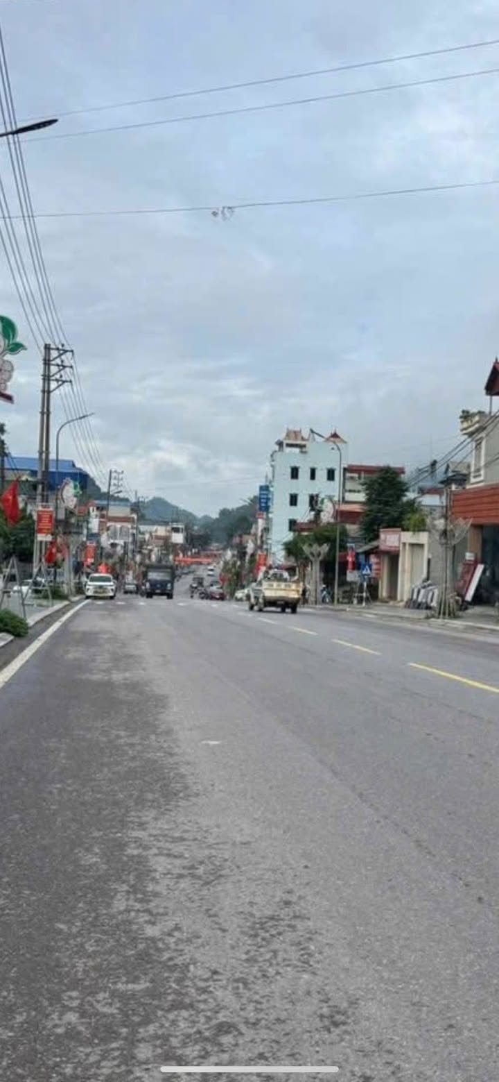 Đất đẹp mặt Quốc Lộ 6, Mộc Châu 475m² - Sẵn sàng kinh doanh ngay!