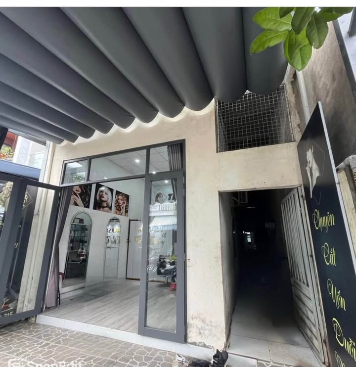 Nhà nguyên căn cho thuê đường Lỗ Giáng 2, Đà Nẵng - Đường rộng, gần chợ và trường học!