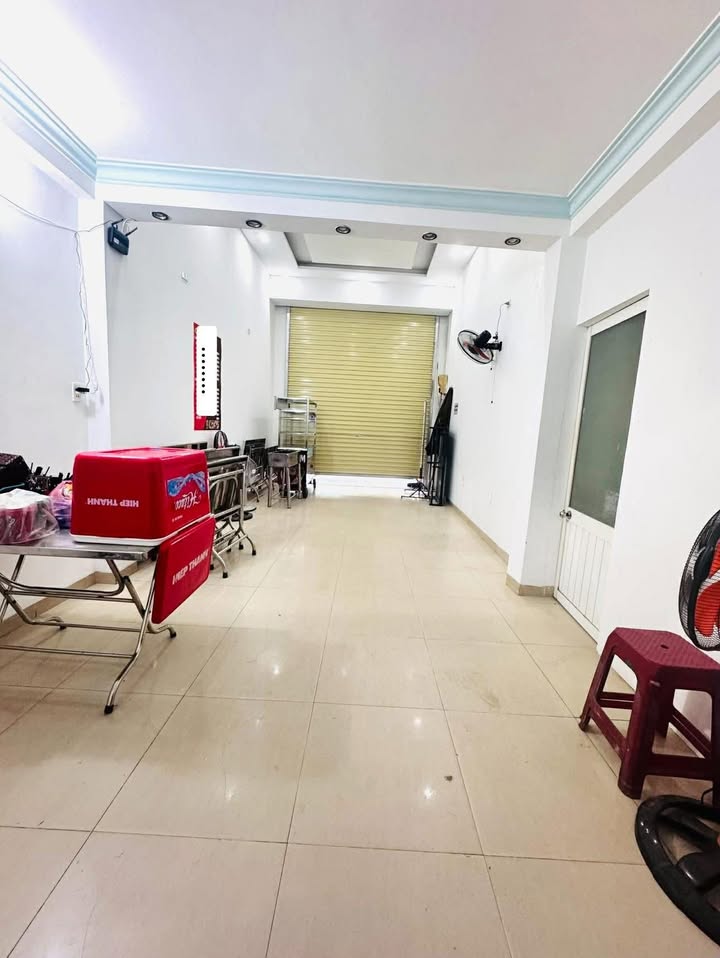 Cho thuê mặt bằng kinh doanh tại Ông Ích Khiêm, Đà Nẵng - Diện tích 70m², giá 12 triệu/tháng!