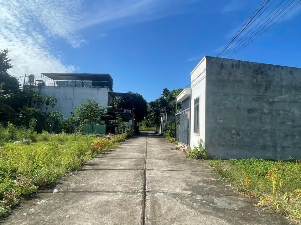 Lô đất Hòa Long Bà Rịa 106.5m² giá 1.39 tỷ - Đường xe hơi thuận tiện