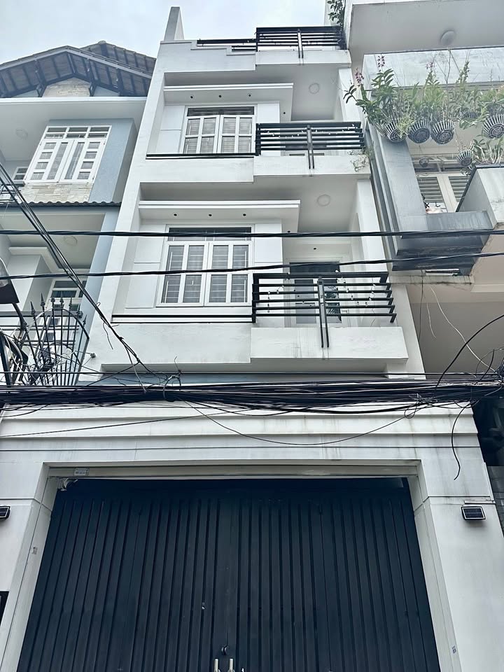 Nhà riêng Bầu Cát, Tân Bình 68m² giá 12.2 tỷ - Hẻm ô tô thông thoáng, tặng nội thất!