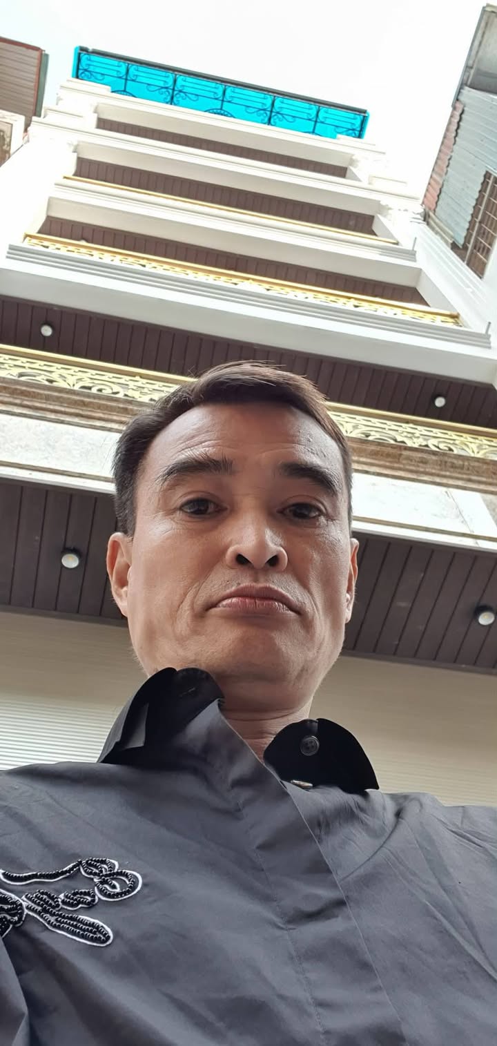 Mặt phố Hai Bà Trưng 110m² giá 40 tỷ - Kinh doanh sầm uất!