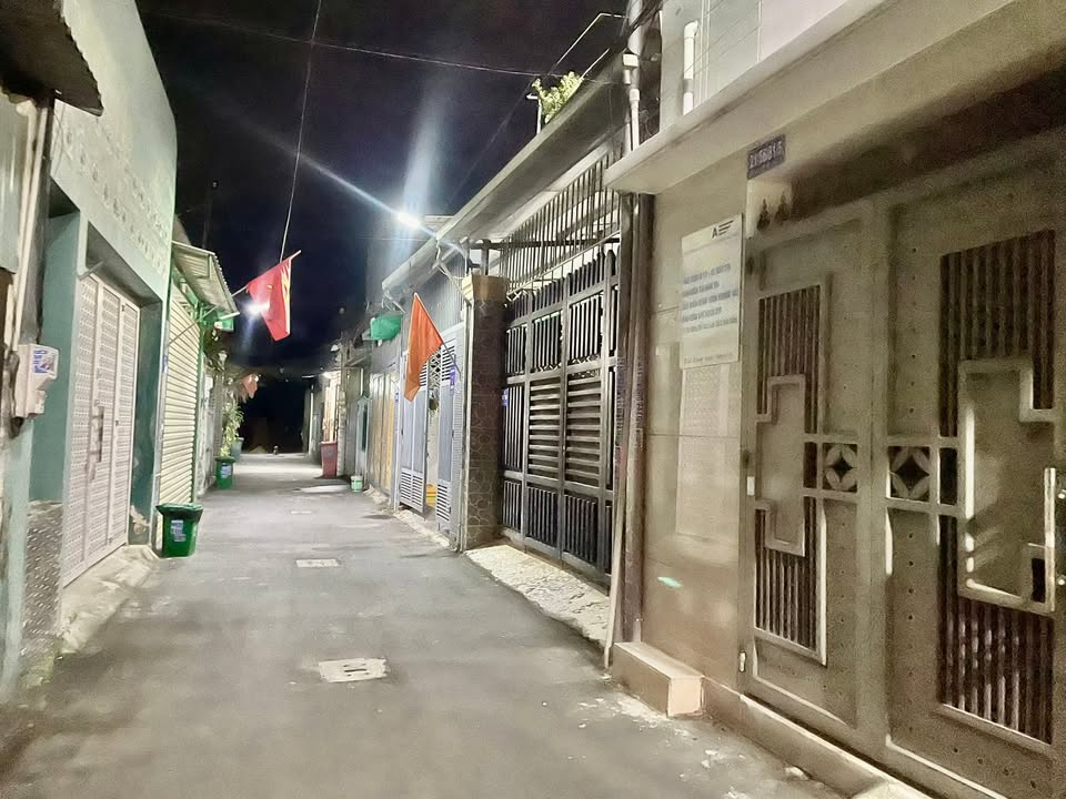 Nhà cấp 4 gác lửng Tân Hiệp 90m² giá 3.1 tỷ - Khu dân trí cao, tiện ích đầy đủ!