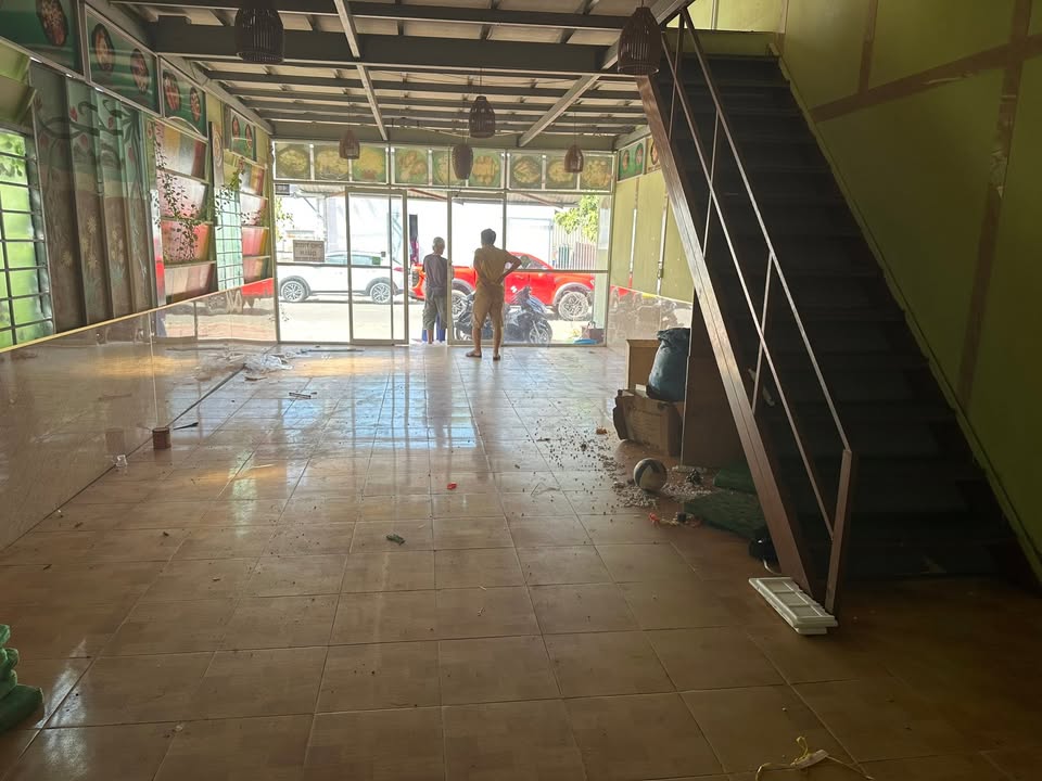 Mặt bằng kinh doanh cho thuê Phú Thủy 200m² giá chỉ 5 triệu - Phù hợp ở và kinh doanh!