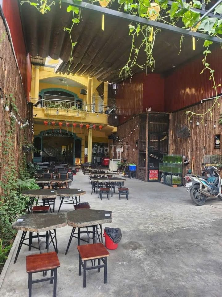 Mặt bằng nhà hàng 240m² - Phan Huy Ích, Gò Vấp - Vị trí kinh doanh sầm uất!