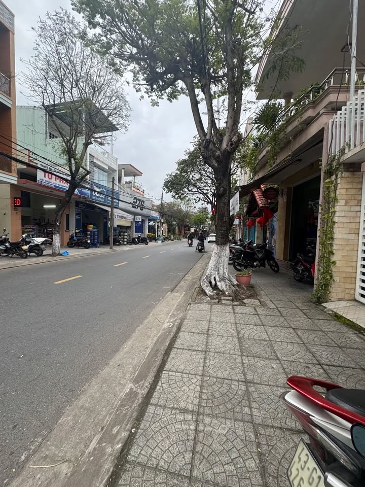 Đất tặng nhà cấp 4 tại đường Thái Thị Bôi, Đà Nẵng 140m² giá tốt - Cơ hội đầu tư hấp dẫn!