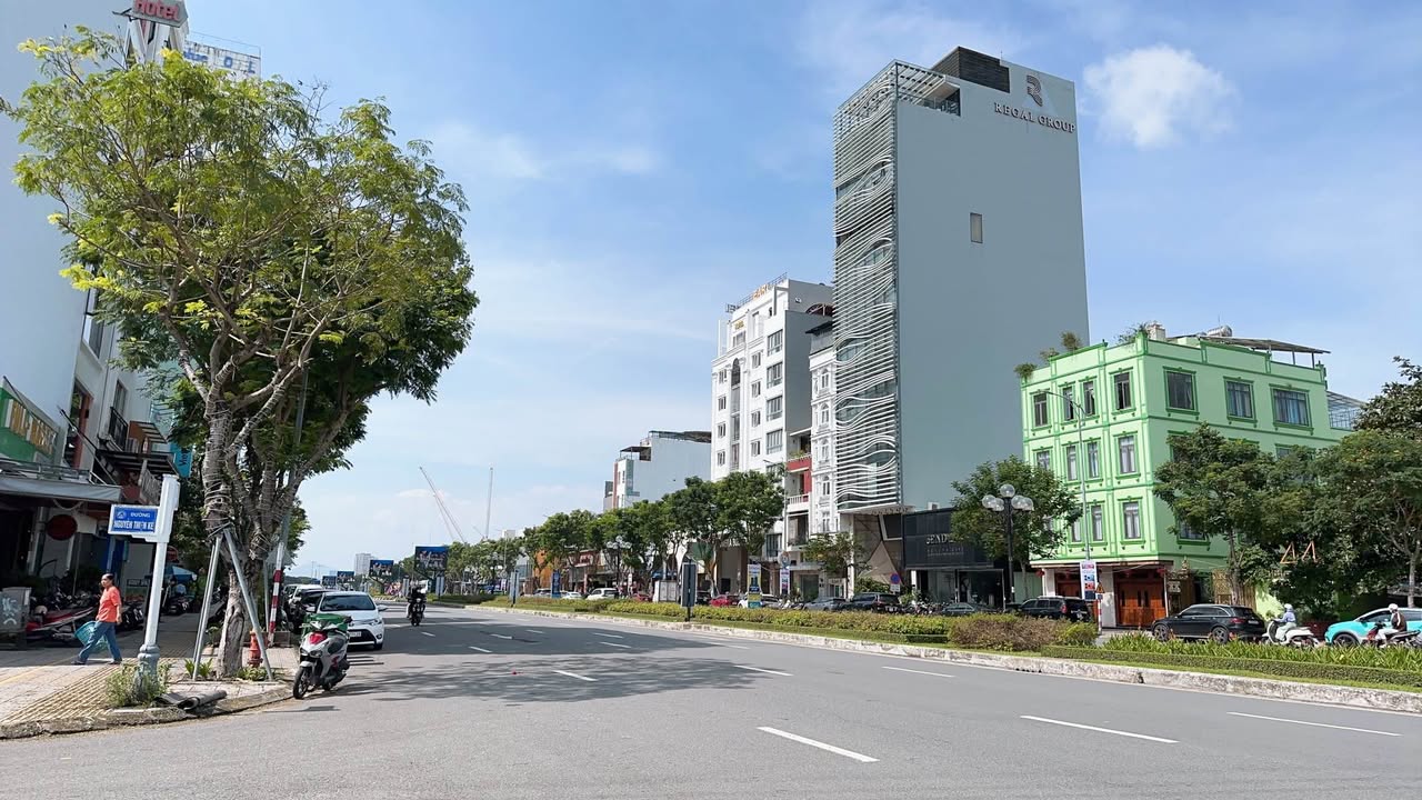 Đất nền đẹp tại biển Mỹ Khê, Đà Nẵng - 100m² giá chỉ 11.7 tỷ - Đầu tư sinh lời ngay!