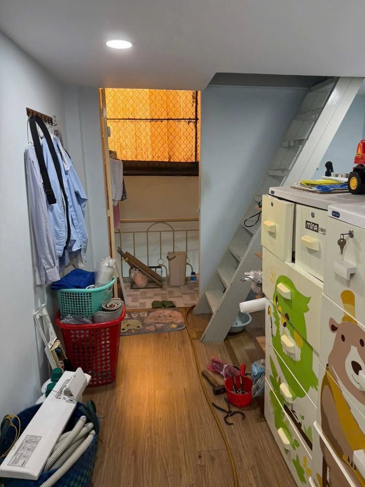 Nhà phố Gò Vấp 31m² giá 3.85 tỷ - Vị trí đẹp, kinh doanh tốt!