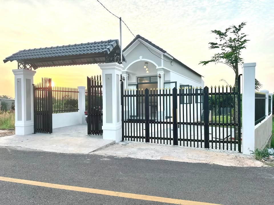 Đất nền Hưng Thịnh, Trảng Bom 350m² giá 2.59 tỷ - Chính chủ, sổ đỏ rõ ràng!