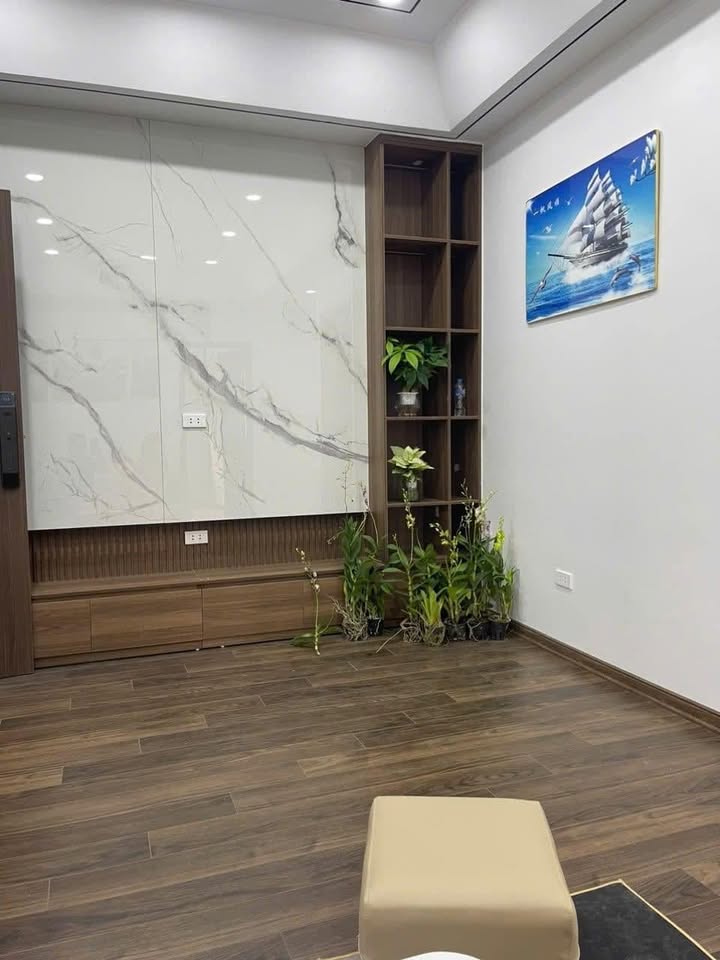 Căn hộ chung cư Cầu Bươu 70m² giá 4.1 tỷ - Nội thất full đẹp, sẵn sàng ở!