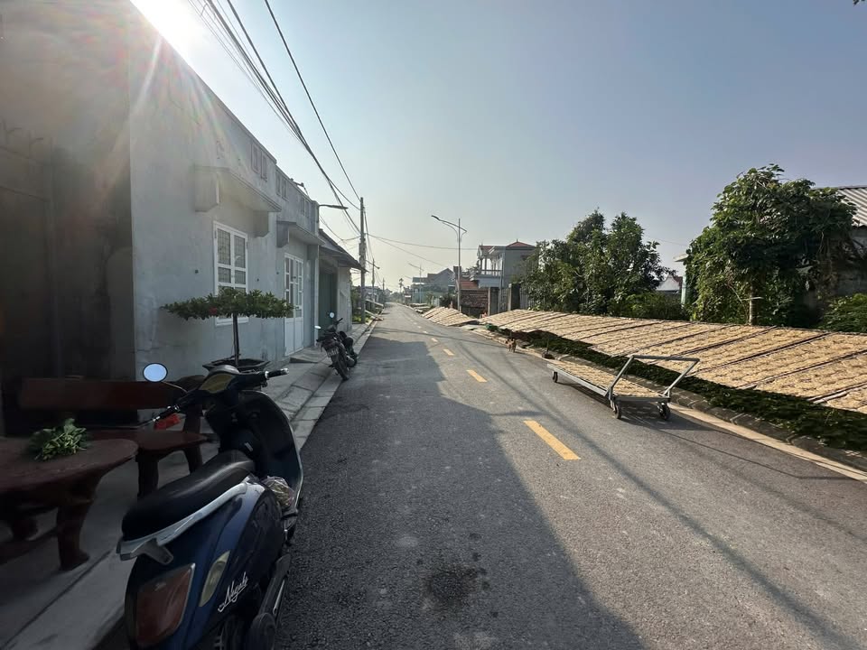 Đất thổ cư 100m² Lạng Côn, Đông Phương, Kiến Thụy - Giá chỉ 2.5 tỷ!