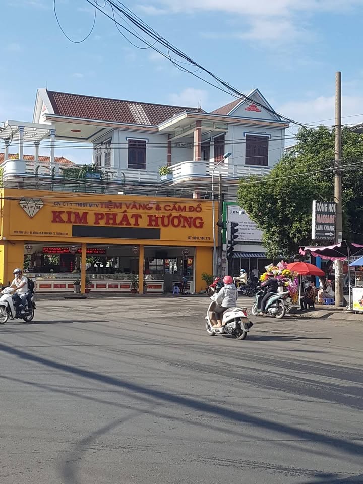 Đất thổ cư Bình Hòa, Thuận An 176m² giá 6 tỷ - Đầu tư sinh lợi ngay!