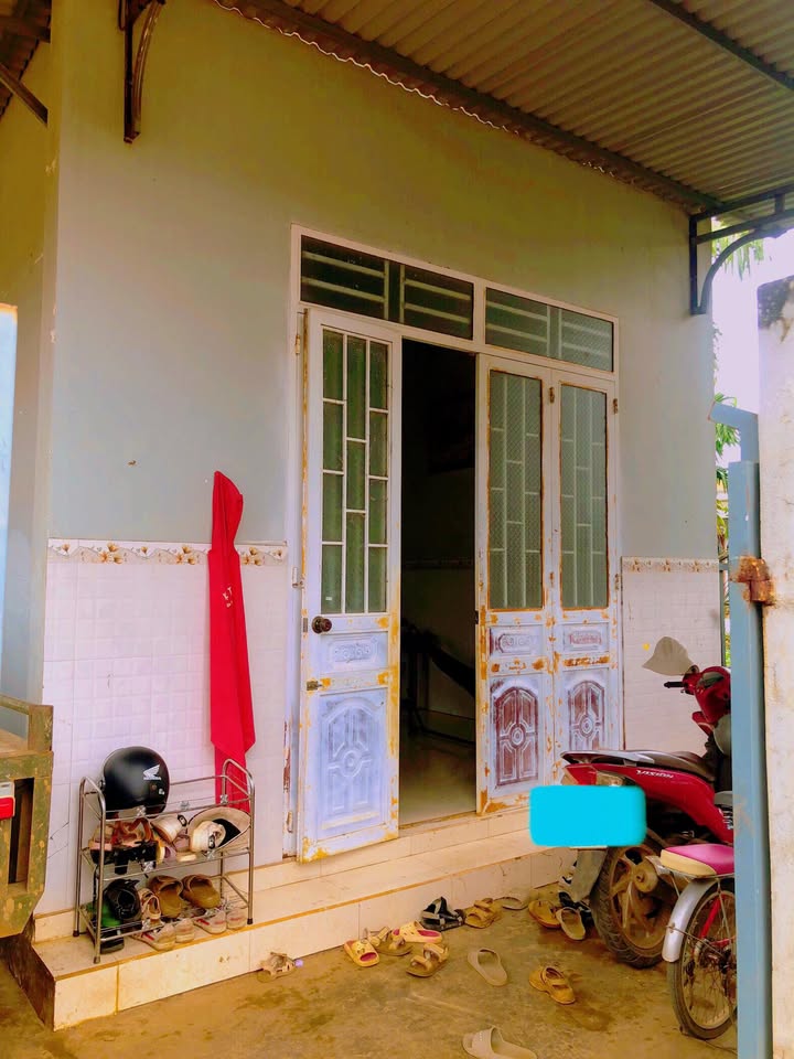 Đất Tân Hoà Ea Ktur 350m² giá 1.35 tỷ - Nhà cấp 4 đẹp, chính chủ!