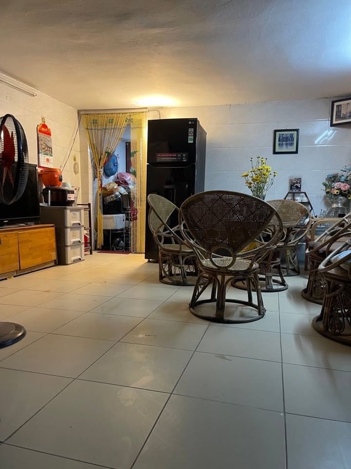 Nhà phố Định Công Hoàng Mai 38m² giá 1 tỷ - Sẵn sàng vào ở ngay!