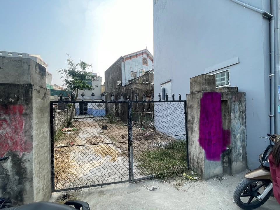 Đất nền Quảng Cư Sầm Sơn 127,5m² giá 1 tỷ - Hướng Tây Bắc, ô tô vào tận nơi!