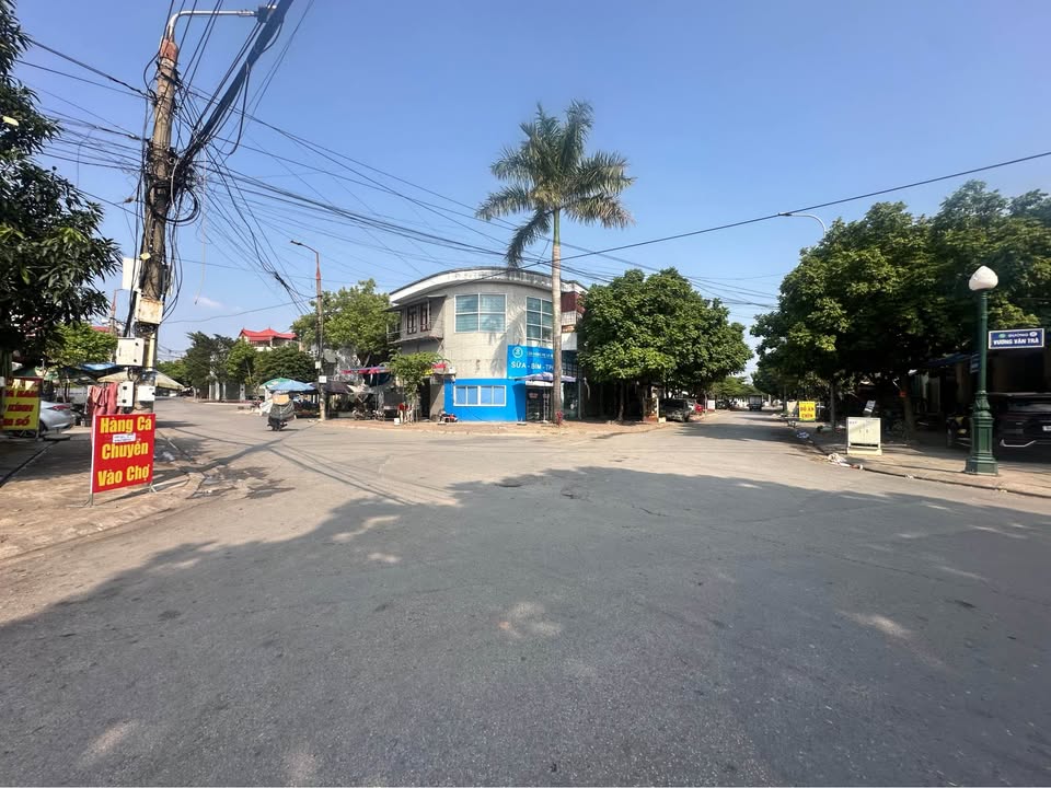 Đất nền trục chính Nguyễn Doãn Địch, Bắc Giang 75m² giá 4 tỷ - Vị trí kinh doanh đắc địa!